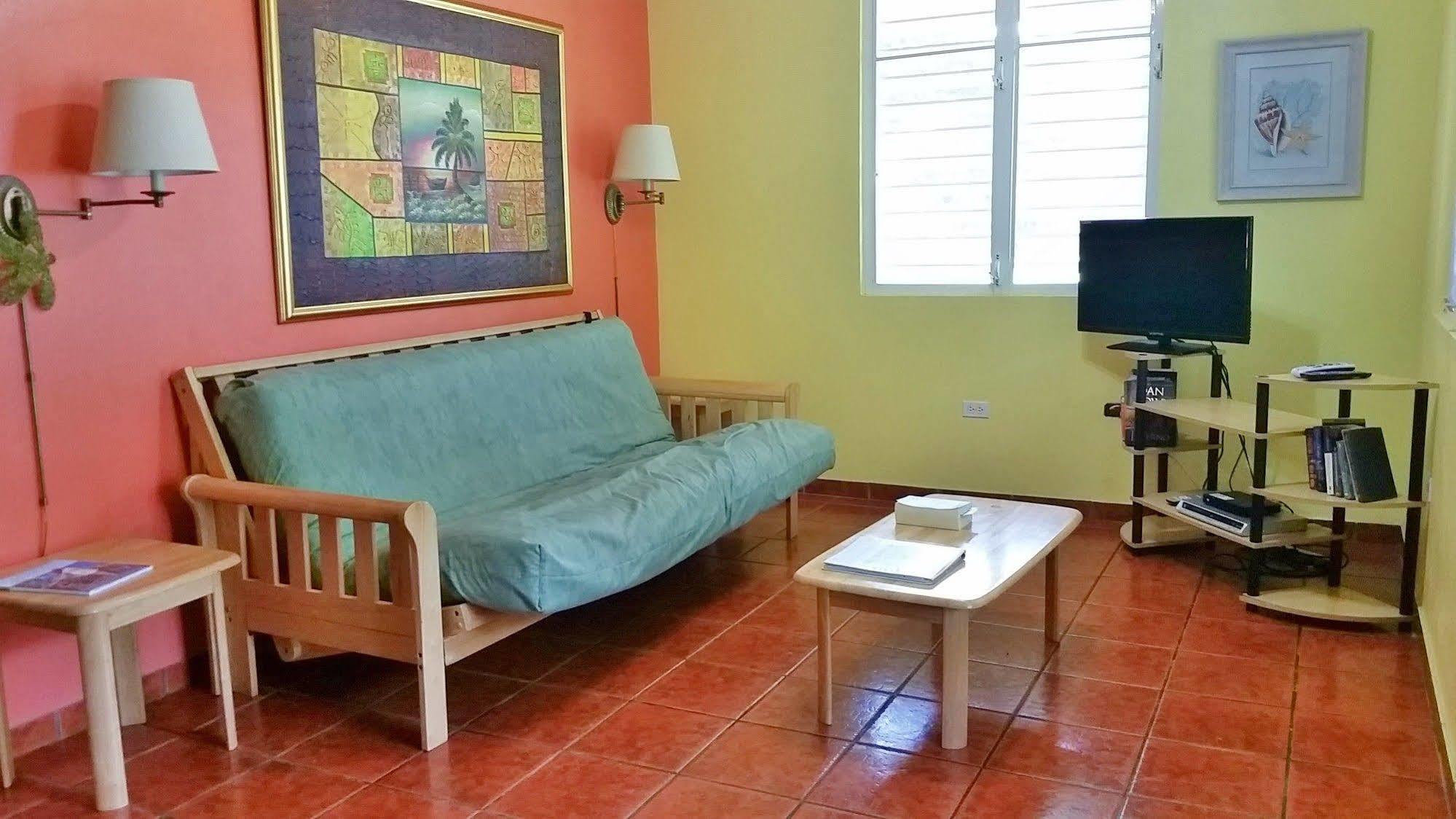 Ababor Suites Guesthouse วีเอเกส ภายนอก รูปภาพ